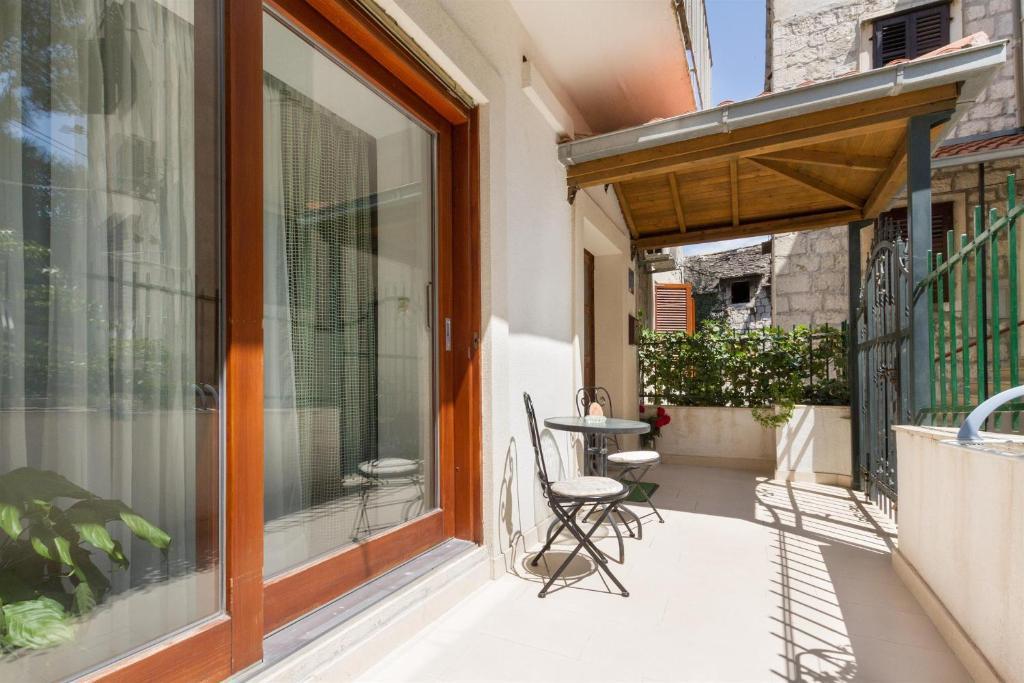 Apartments Varos سبليت الغرفة الصورة