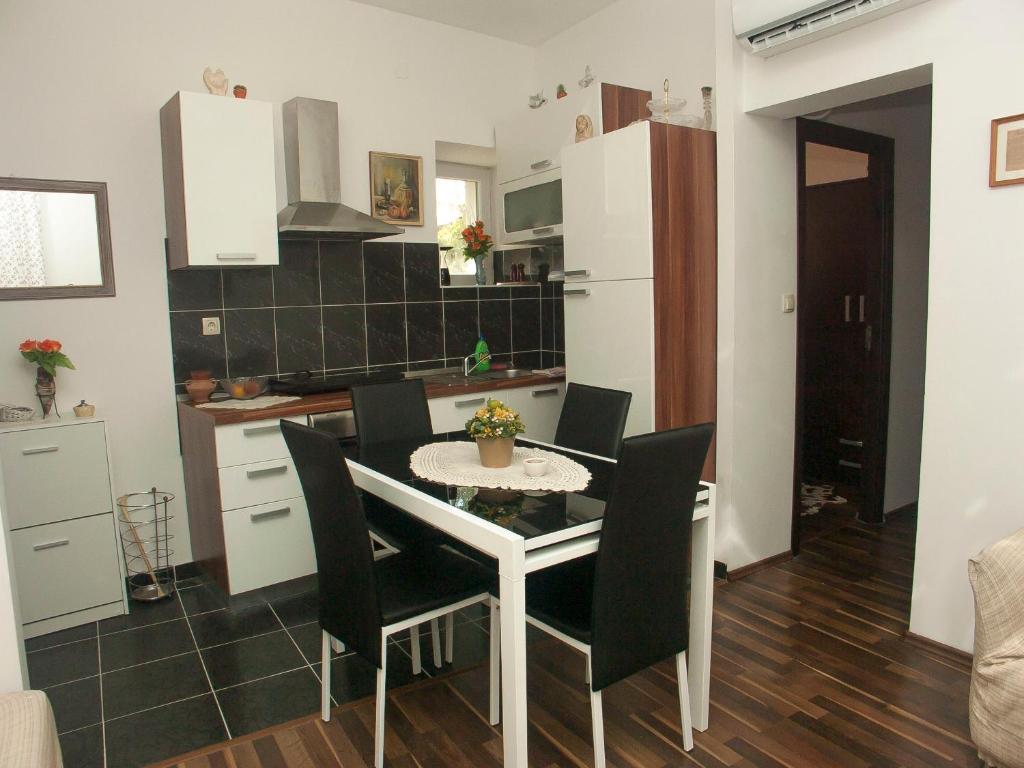 Apartments Varos سبليت الغرفة الصورة