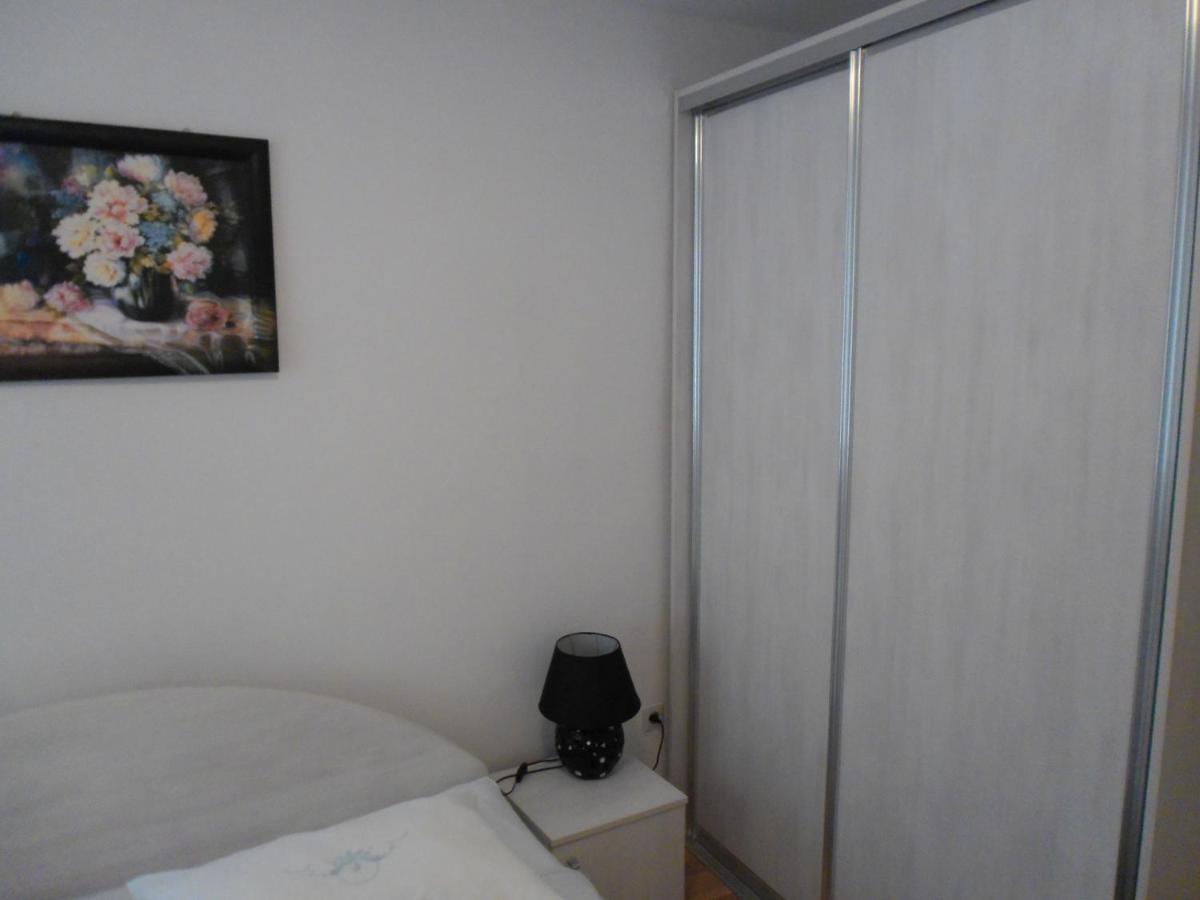 Apartments Varos سبليت الغرفة الصورة